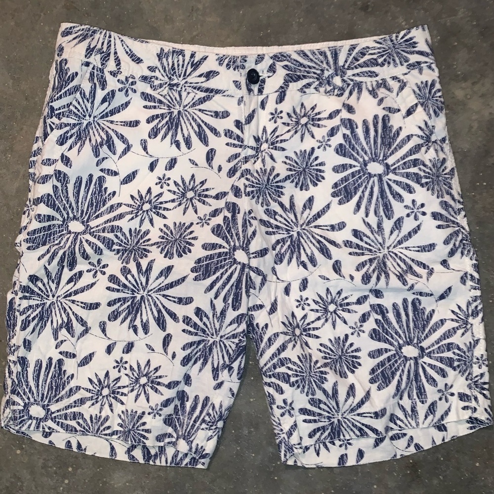Hawaiian flower shorts